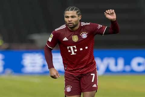 Man Utd on red alert over Serge Gnabry transfer with Bayern Munich struggling to agree new deal..