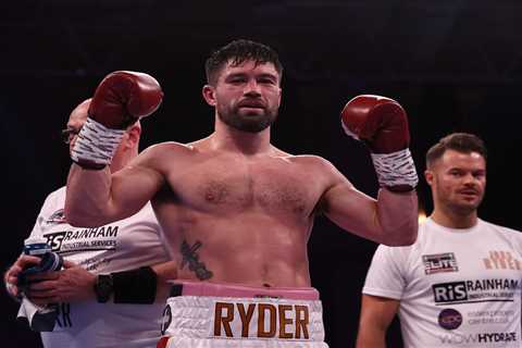 John Ryder earns hard-fought career-saving win with battling split decision over Daniel Jacobs