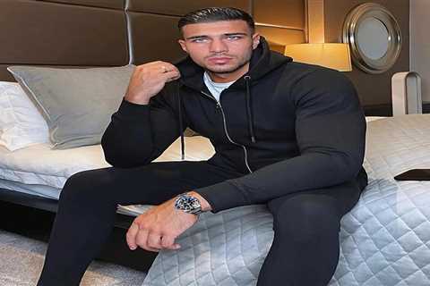 Tommy Fury says Jake Paul will be an ‘easy fight’ and predicts YouTuber will ‘take a knee’ when the ..