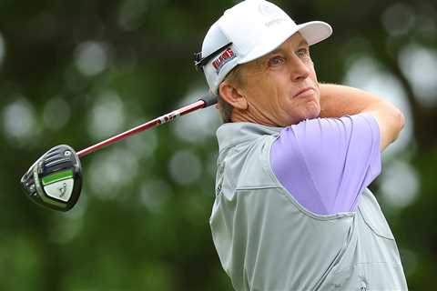 Toms capitalizes on Duke’s big mess to lead PGA Tour Champions