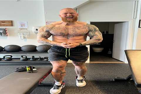 Thor Bjornsson reveals drastic weight loss after losing dedication to training since beating rival..