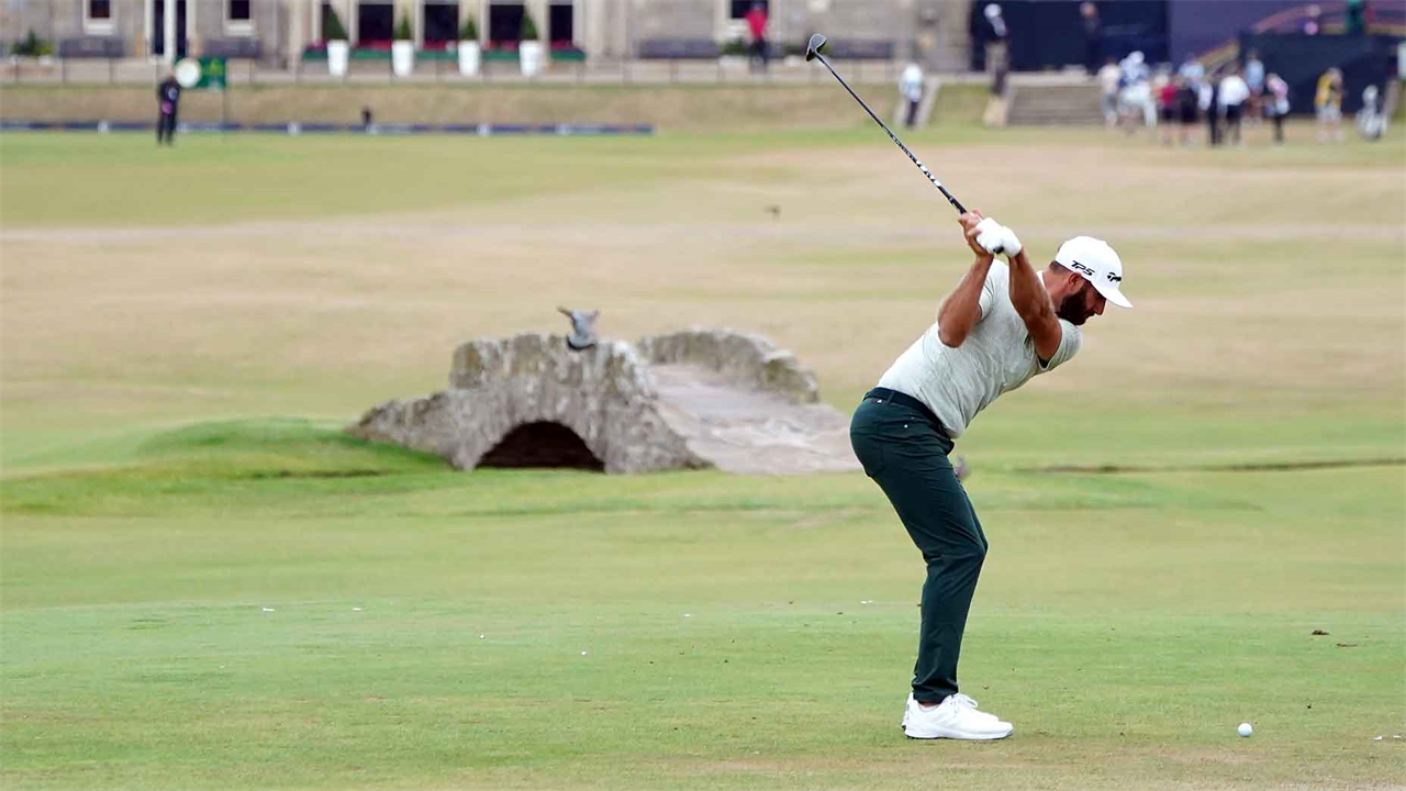 Dustin Johnson had a hilarious reaction to his 18th-hole miscue at the Open