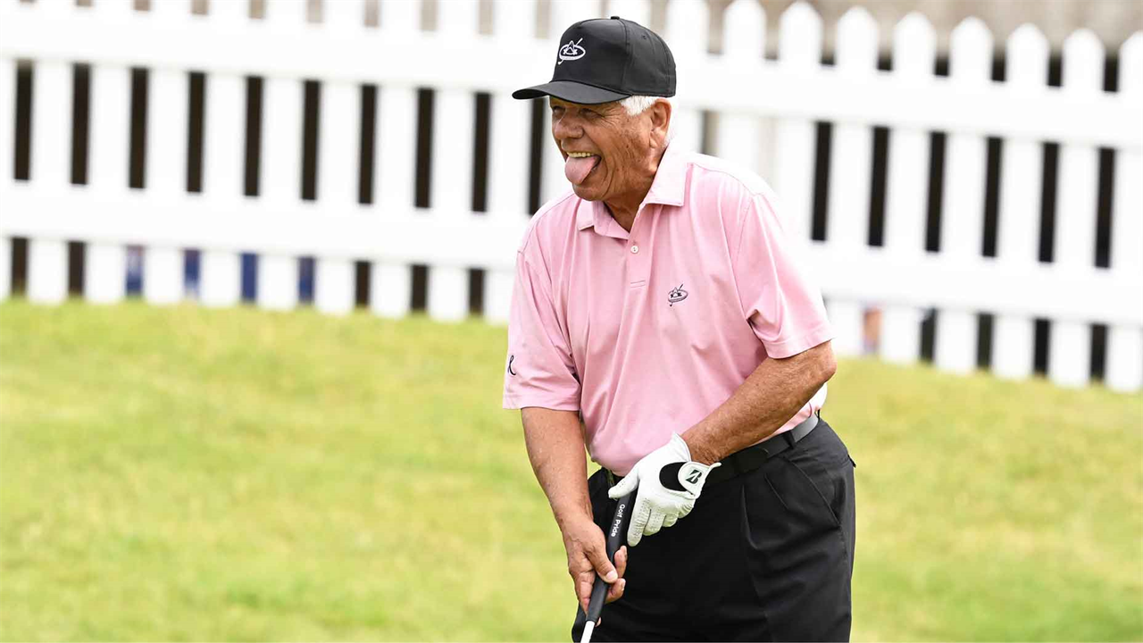 Lee Trevino was asked what is important in putting. He talked about kittens.