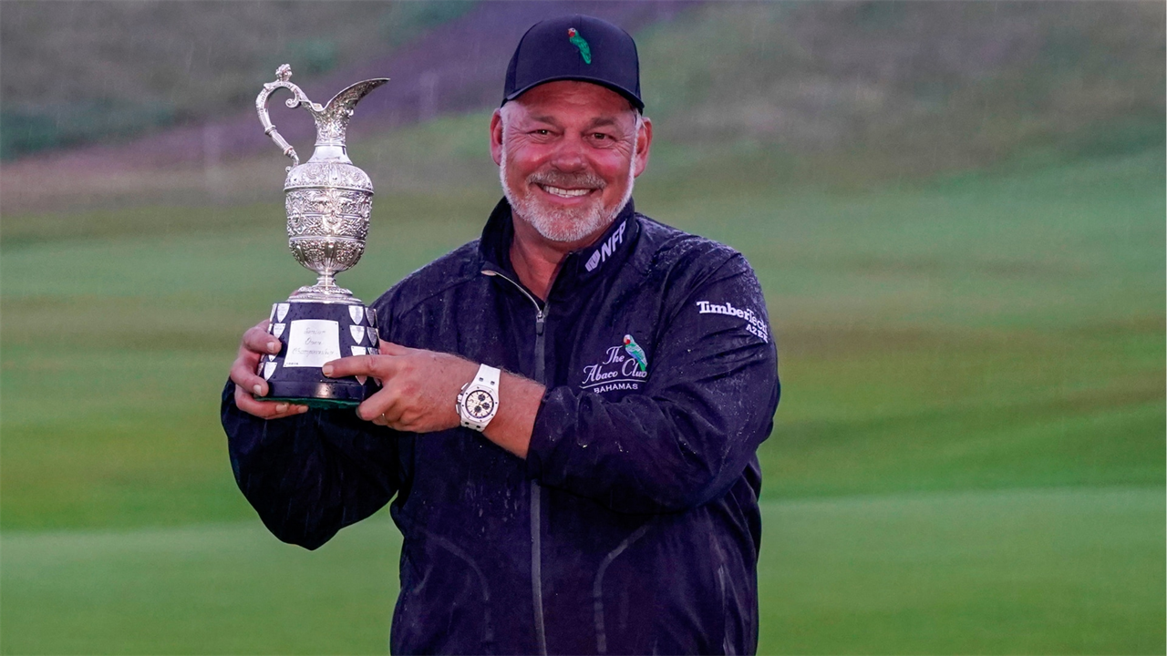 Final-hole birdie gives Darren Clarke 2022 Senior Open win over Padraig Harrington in rain
