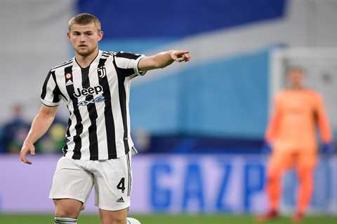 Chelsea transfer blow as Matthijs de Ligt makes shock U-turn with Juventus defender keen on £69m..