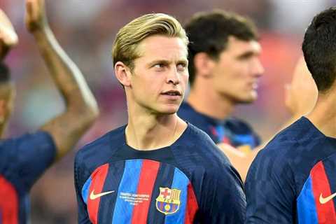 Chelsea target Frenkie de Jong set to stay at Barcelona as Joan Laporta insists: ‘We want him to..