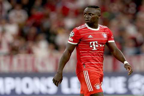 Sadio Mane hooked after 70 minutes against Barcelona as Bayern Munich boss tells Liverpool legend..