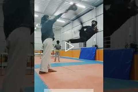 540 kick #reels #trending #taekwondo #youtubeshorts #kick #fight #martialarts #fitness