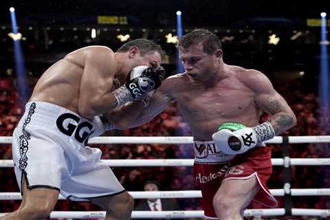 Fans all say the same thing as Canelo Alvarez only beats Gennady Golovkin by TWO ROUNDS on..