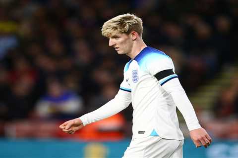 Anthony Gordon ‘100 per cent focused’ on gatecrashing England’s World Cup party as £60m Everton man ..