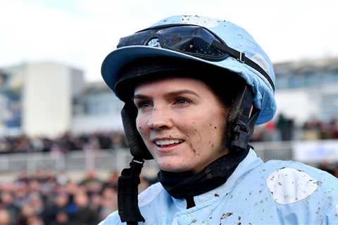 Rachael Blackmore forced off rides after nasty fall stops her from racing ahead of Cheltenham