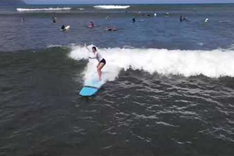 Surfing lessons with Hawaii Surfing Academy