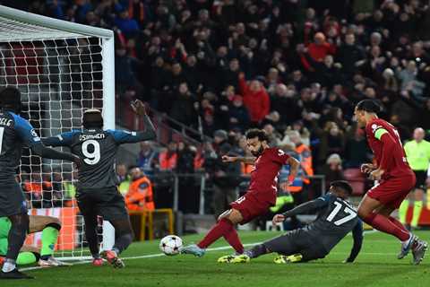 Liverpool 2 Napoli 0: Salah scores for fifth consecutive Champions League game to ease some..