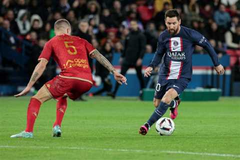 Messi guides PSG to victory on return after World Cup triumph