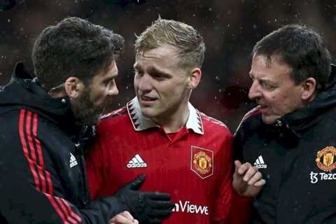 Manchester United midfielder Donny van de Beek out for rest of season due to injury