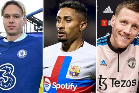 Transfer news LIVE: Man Utd plot £133m raid, Arsenal offered Trossard, Chelsea exit call