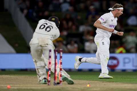 Stuart Broad produces one of his finest spells in England shirt as he rips through New Zealand and..