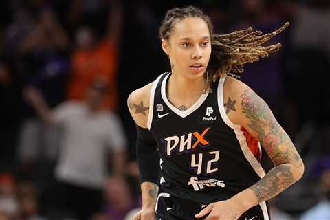 Brittney Griner Set For WNBA Return Re-Signing With Phoenix Mercury