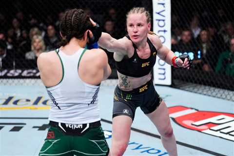 Valentina Shevchenko suffers massive upset loss as she’s tapped out by Alexa Grasso at UFC 285