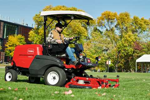 Toro introduces Groundsmaster e3200