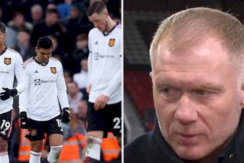 Paul Scholes singles out two Man Utd stars for not using experience in Liverpool defeat