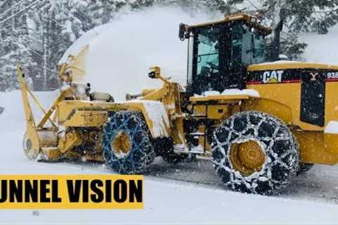 15+ FOOT SNOW BANKS - 4K - Plowing Footage In Lake Tahoe, California. CAT 938G