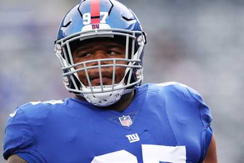 Giants, Dexter Lawrence remain actively engaged in contract talks