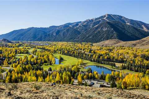 Sun Valley, California - America's First Ski Resort