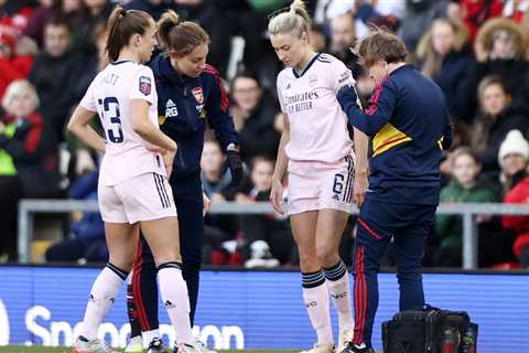 Leah Williamson: England captain injured three months before World Cup playing for Arsenal |..