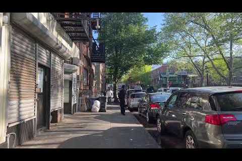 Live NYC Walking Commute: Williamsburg Brooklyn to Kips Bay Manhattan - Apr 24, 2023