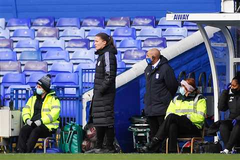 Arsenal’s assistant coach Bedford joins Brentford