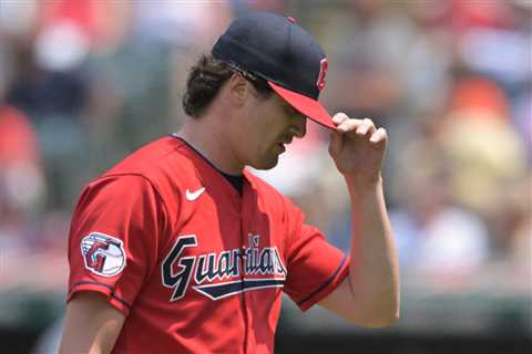 Guardians Place Cal Quantrill On Injured List