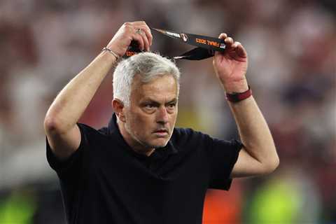 Roma yet to hold meeting over Jose Mourinho’s future