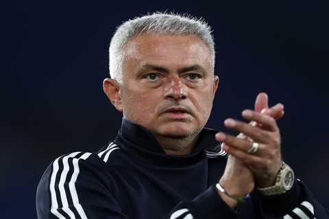 Jose Mourinho ‘makes contact with long-term Arsenal transfer target but star wants to wait for..