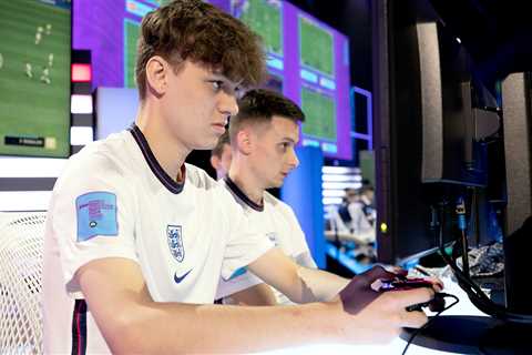 I am the ‘Lionel Messi of FIFA’ who records footage gaming with Declan Rice and will hope to KO..