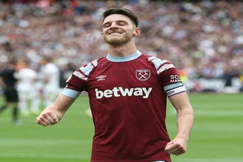 Man Utd fans convinced it’s not too late to hijack Declan Rice’s Arsenal transfer as they spot..