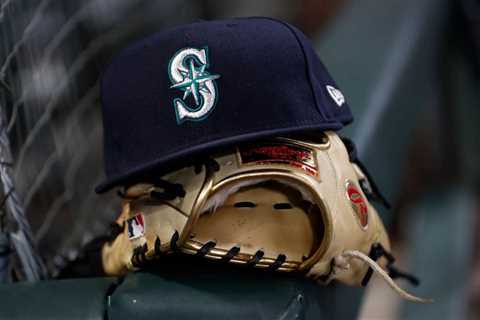 Mariners Reportedly Willing To Trade Two Former All-Stars