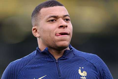 Chelsea join Barcelona in the race to sign Kylian Mbappe this summer