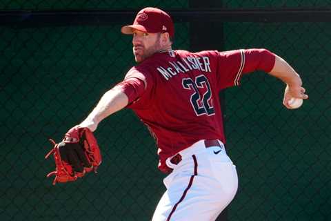 D-backs Grant Zach McAllister His Release