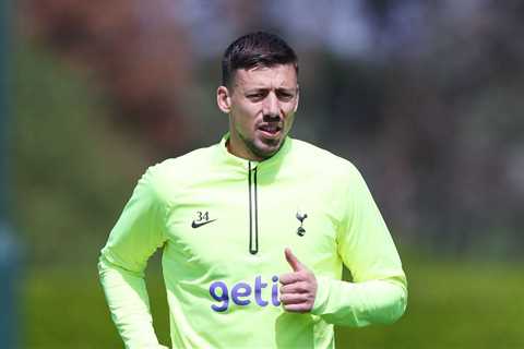 Barcelona in talks to sell Clement Lenglet to Al-Nassr