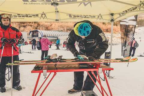 How to Wax and Maintain Ski Equipment