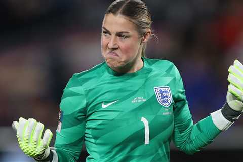 Fans demand to buy Mary Earps goalkeeper shirt after Lionesses hero’s penalty save in Women’s World ..