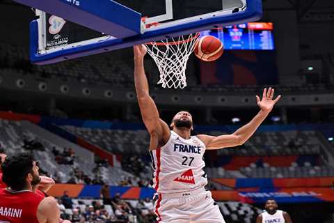 France make winning start to FIBA World Cup classification round