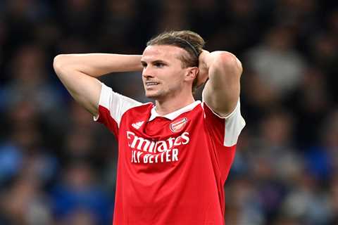 Arsenal's Longest Serving Player Rob Holding Set for Exit After Eight Years as Premier League..