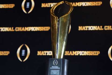 Here's the projected scheduling format for the College Football Playoff 12-team bracket