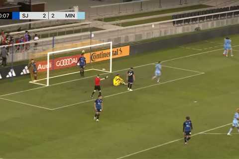 GOAL: Emmanuel Iwe, MNUFC2 – 71st minute