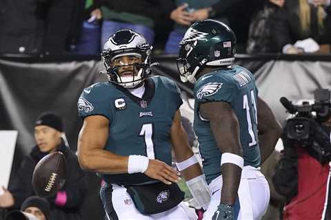 Eagles Film Room: Previewing the 2023 offense