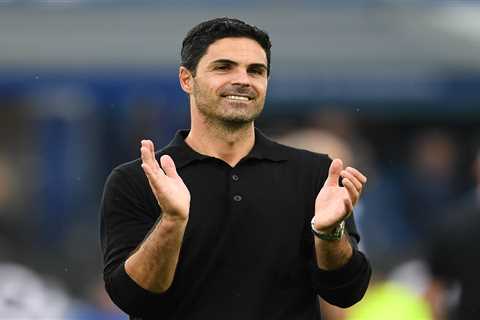 Arsenal Boss Arteta Hints at Mid-Game Goalkeeper Swap