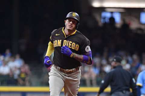 Manny Machado Undergoes Elbow Surgery