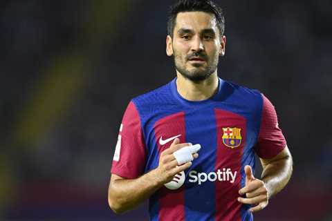 Xavi will have to wait to rest veteran Barcelona midfielder